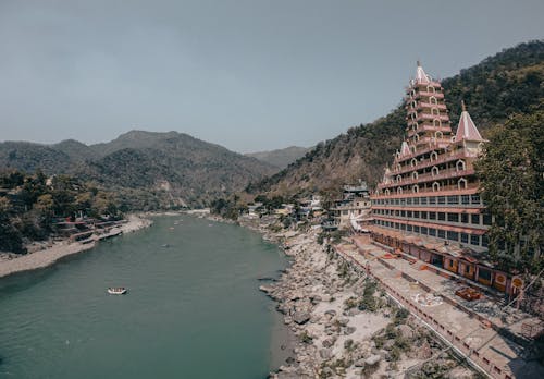 rishikesh travel guide - templte ghats and rivers